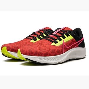 Nike Air Zoom Pegasus 38 Sneakers